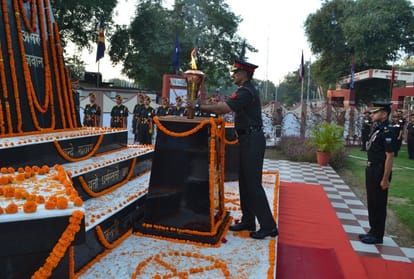 Prayagraj: The sacrifice of martyr Dinanath immortalized in the form of a statue in the Shaurya temple of Sumerupur
