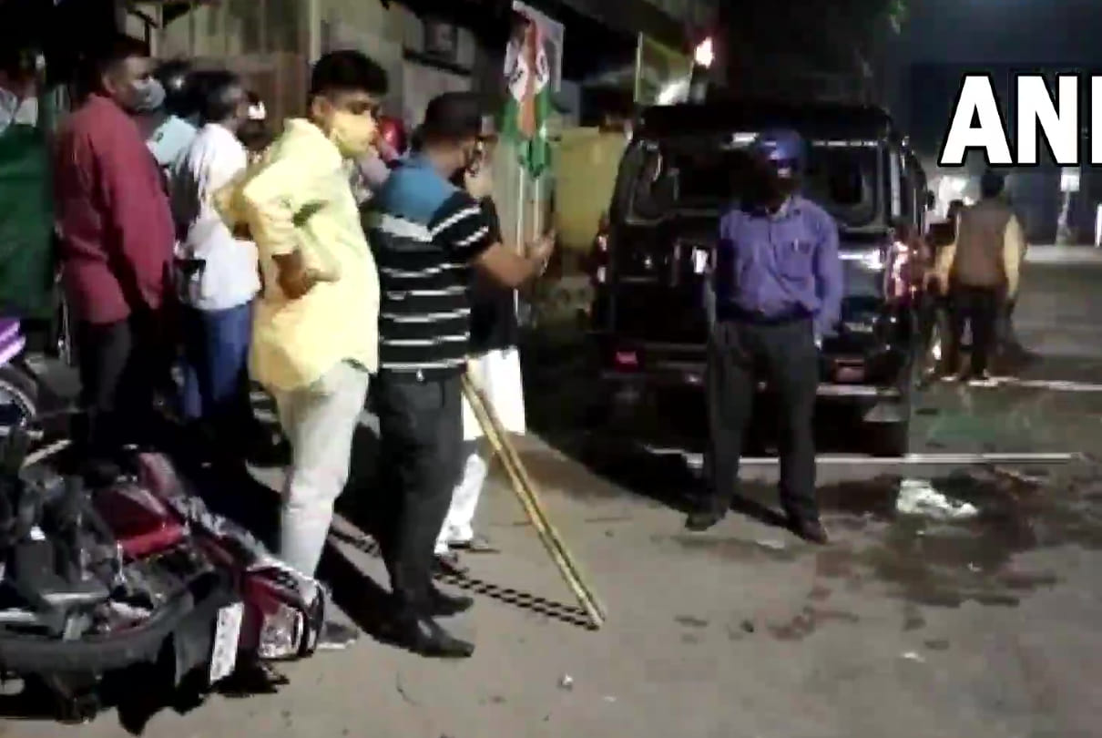 Tripura: Several people injured in an attack on the residence of TMC state unit Steering Committee chief Subal Bhowmik in Agartala Latest News Update