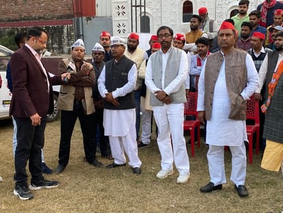 UP Assembly Election 2022 Farrukhabad Live Debates and Discussions Coverage News Updates in Hindi