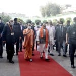 गोरखनाथ मंदिर में जेपी नड्डा।