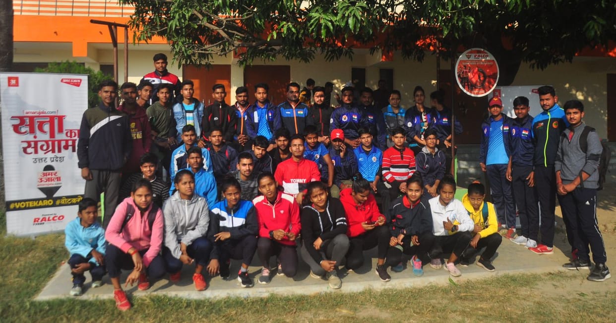 Players and youth showed displeasure towards public representatives