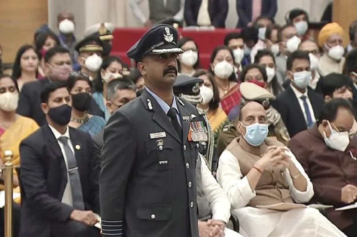 Group Captain Abhinandan Varthaman Vir Chakra Social media reactions