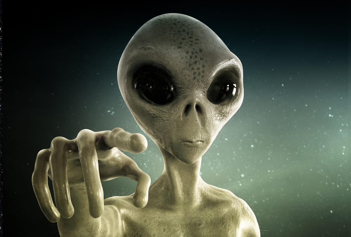aliens trying to talk to humans found mysterious radio waves scientist shocked