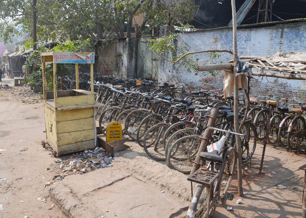 Encroachment will be removed from the roads of the industrial place