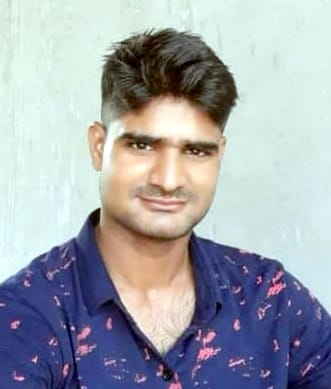 The last farewell to the young man with moist eyes