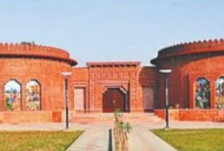 Dastan e Shahadat open for people from today