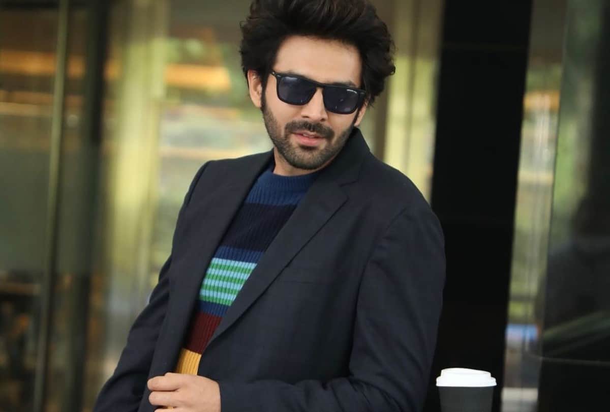 kartik Aaryan Net worth earning car collection celebrity lifestyle