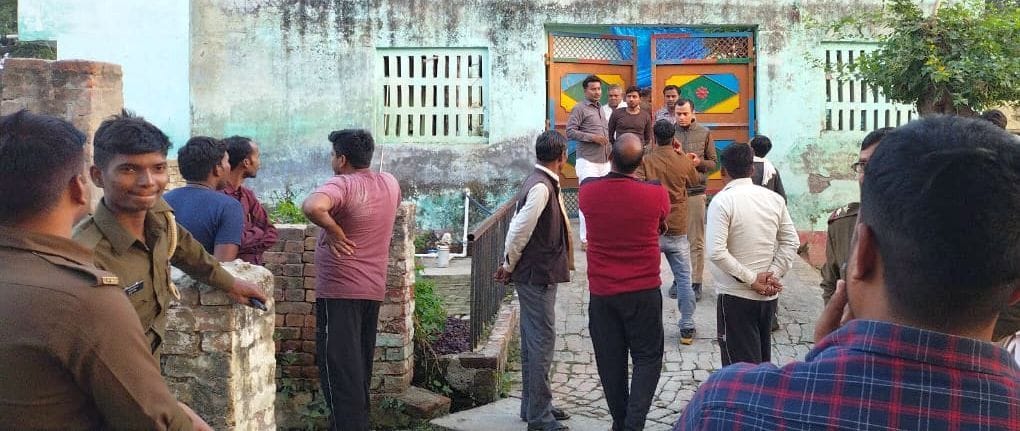 shot himself by firing on daughter and sister-in-law
