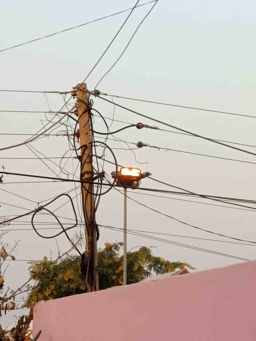Thousands of electricity is being wasted every day, 50 lights burn throughout the day