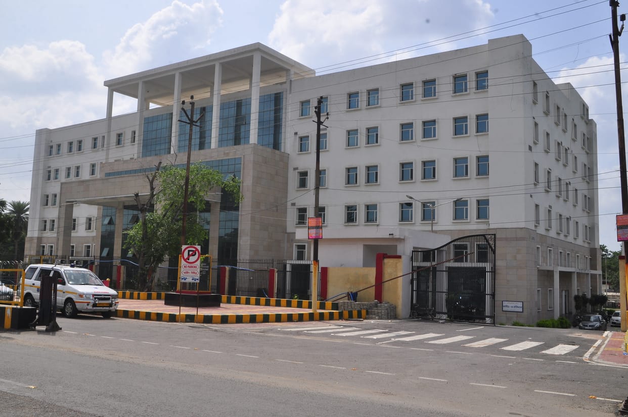 specialist doctors come to medical college