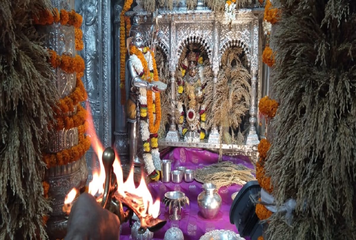 Maa Annapurna Temple kashi Decorated With Paddy crops 17 Day Mahavrat end in varanasi