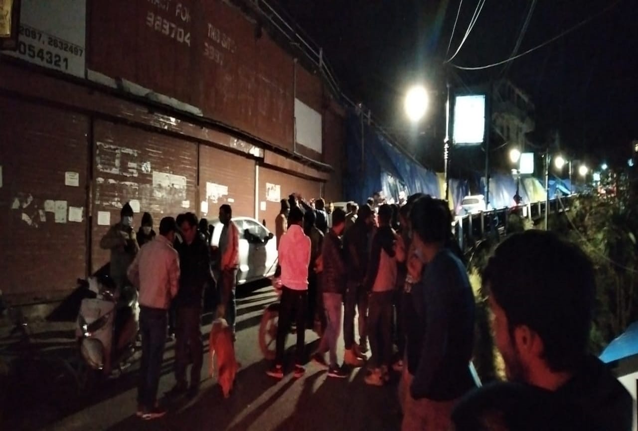 uttarakhand news: fight and firing between tourist and local people in mussoorie, see photos