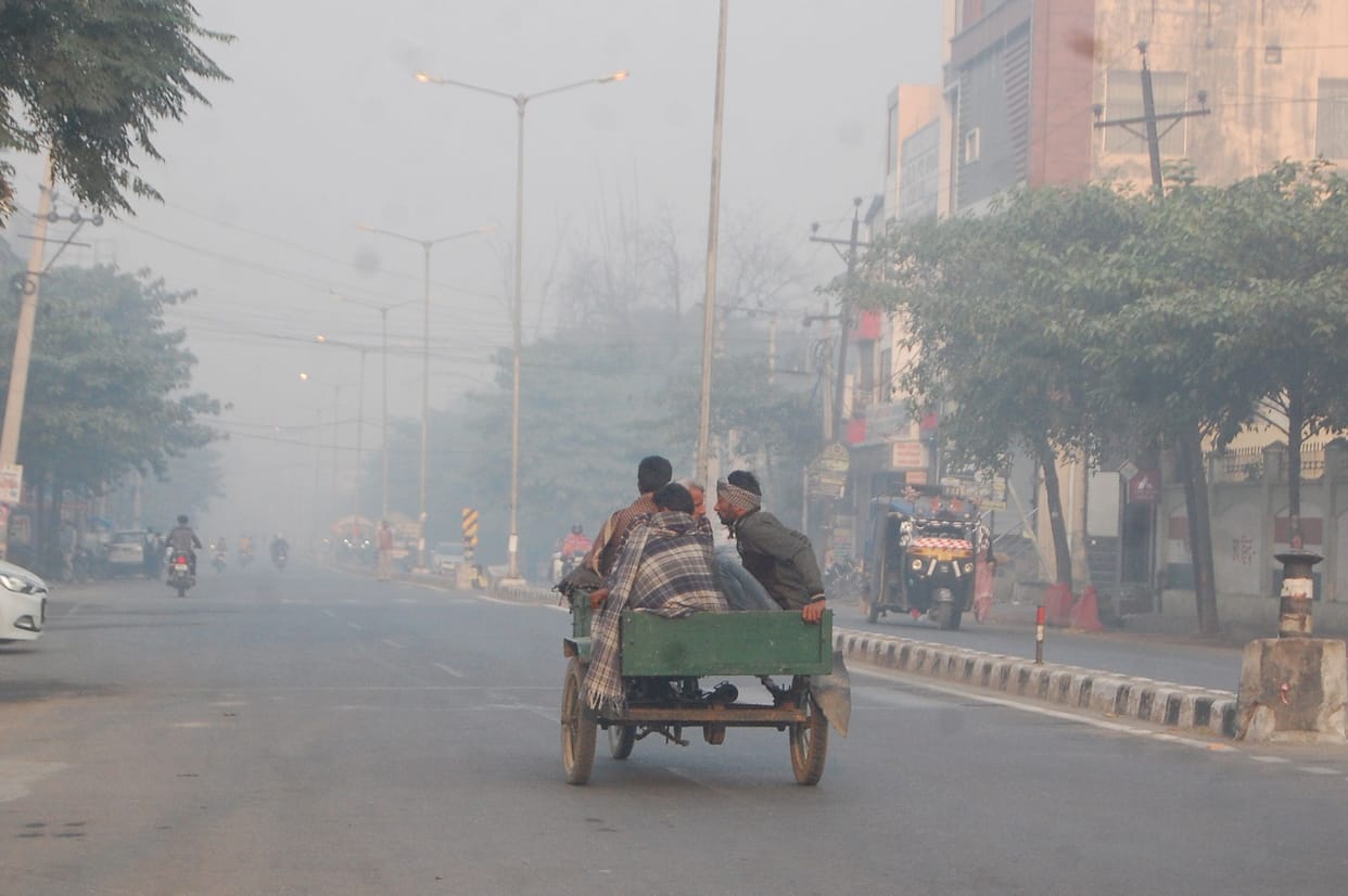 No relief from pollution, the problem of burning in the eyes increased