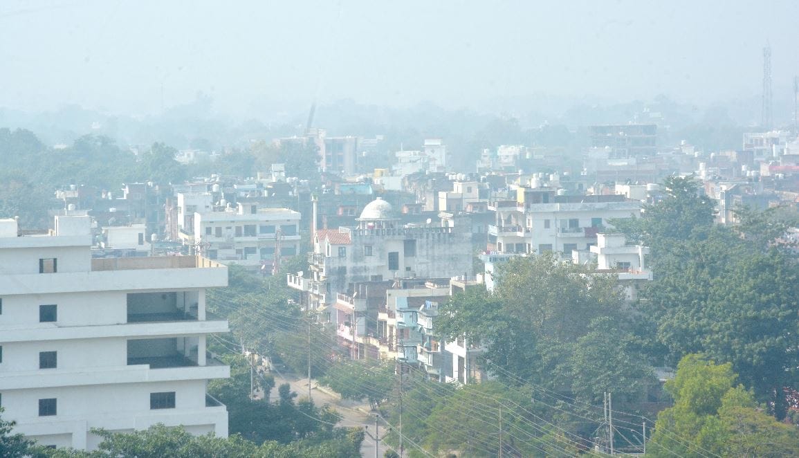 pollution in varanasi city reached in Yellow Zone relief to District administration highest level of pollution at these places