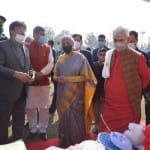 जम्मू में कार्यक्रम के दौरान केंद्रीय मंत्री निर्मला सीतारमण और उपराज्यपाल मनोज सिन्हा।