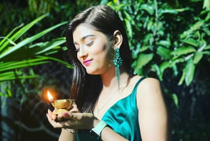 Bhojpuri actress Akanksha Dubey latest dance video viral on social media actress closed the comment box