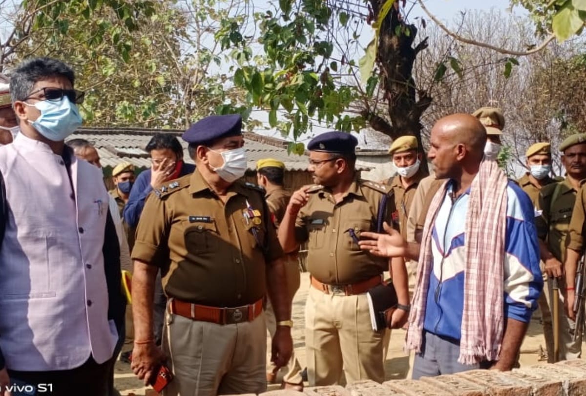 many people injured in gun fire at deoria