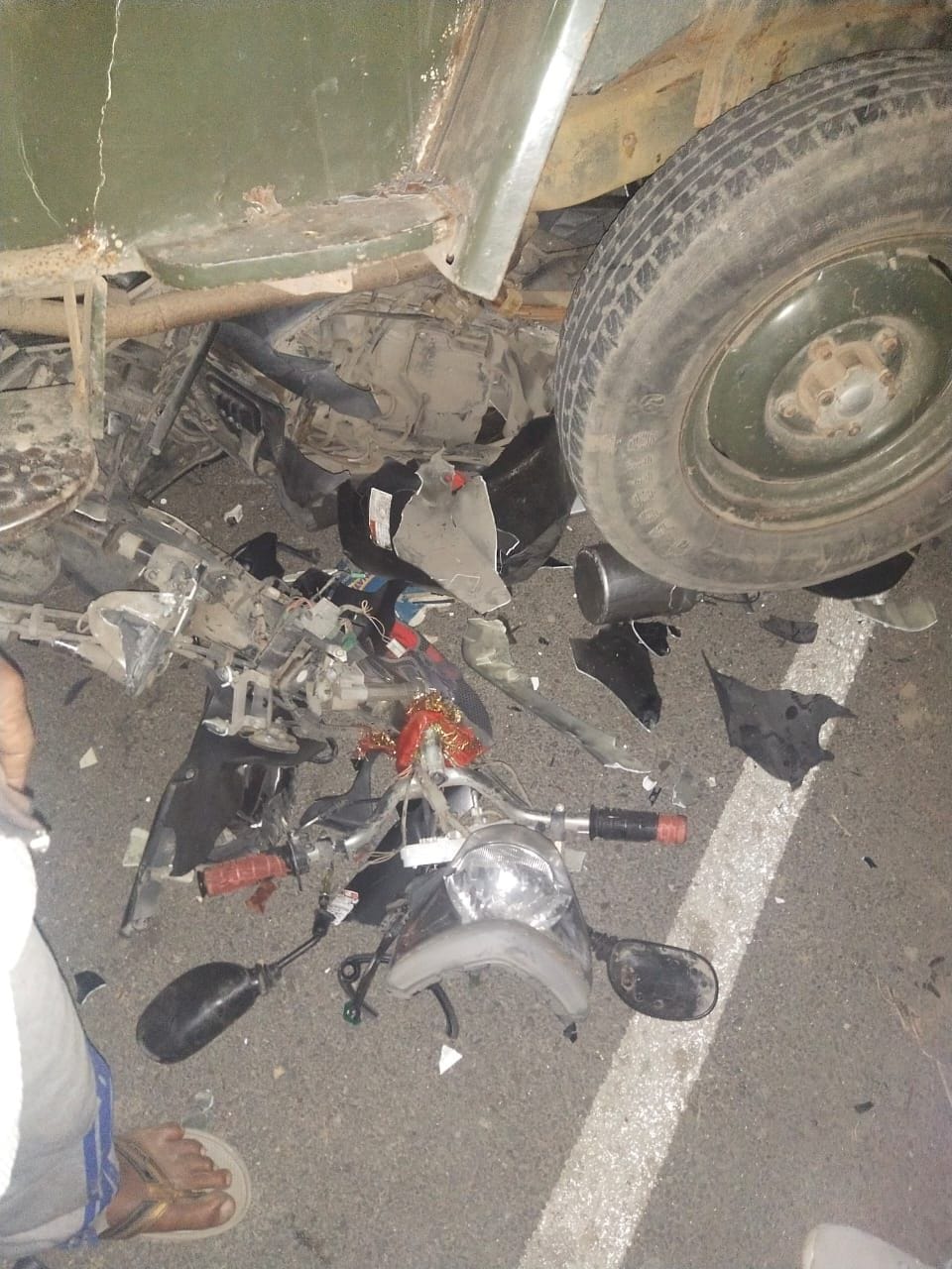 Jeep tramples two Inter students in Lamachaud, one dead