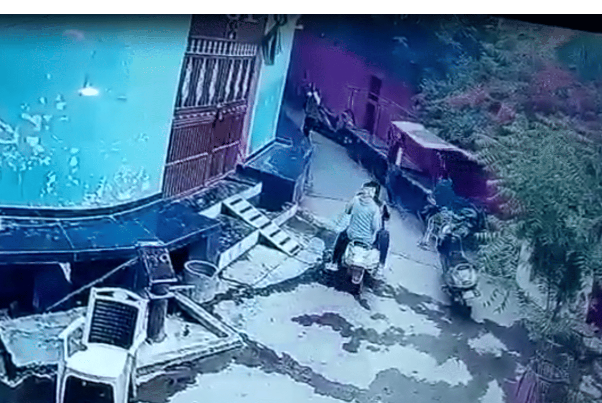 Gangwar in Chhatarpur: Firing during a clash between two groups, CCTV footage goes viral, case registered against 6