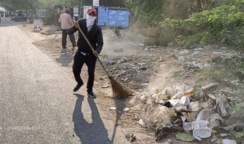 In the NP team, challans for those who throw garbage in the open