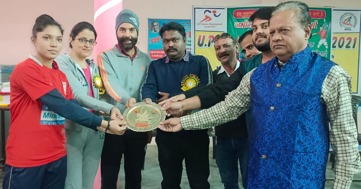 surbhi patel gets khel award
