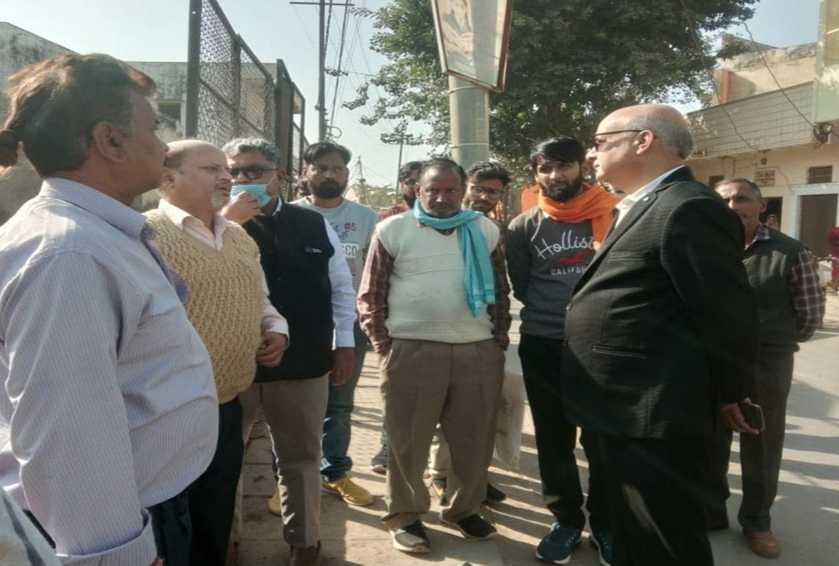 Project Manager Drainage Sewerage inspected Mansi Ganga in Govardhan Mathura