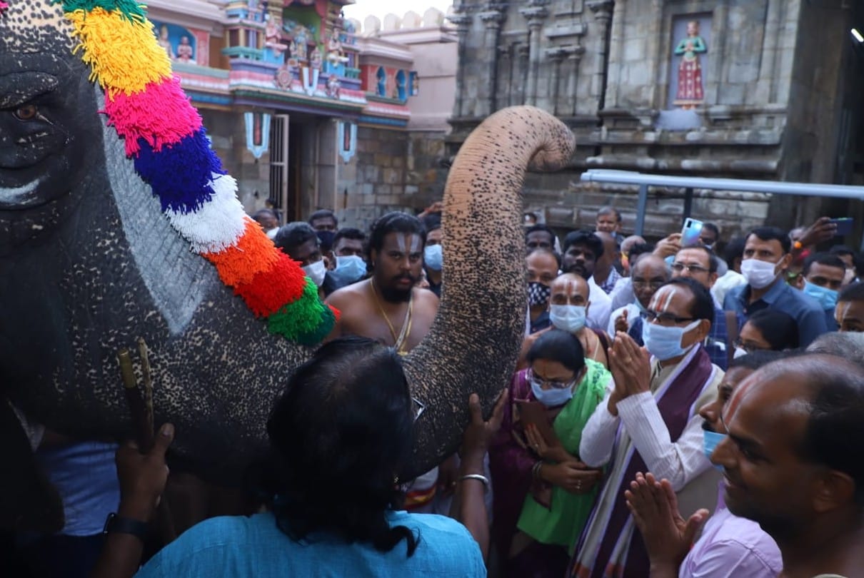 Shivaraj in Tamil Nadu: CM visits Ranganatha Swamy at Tiruchirappalli