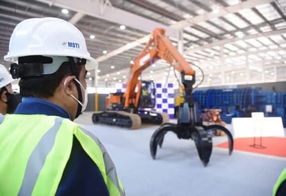 Union Minister Nitin Gadkari inaugurated Maruti Suzuki and Toyota Tsusho Group’s first government-approved scrapping and recycling facility in Noida