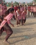 झिंझाना क्षेत्र के गांव उदपुर में वार्षिक खेलकूद प्रतियोगिता में कब्बडी खेलती प्राथमिक स्कूल क?