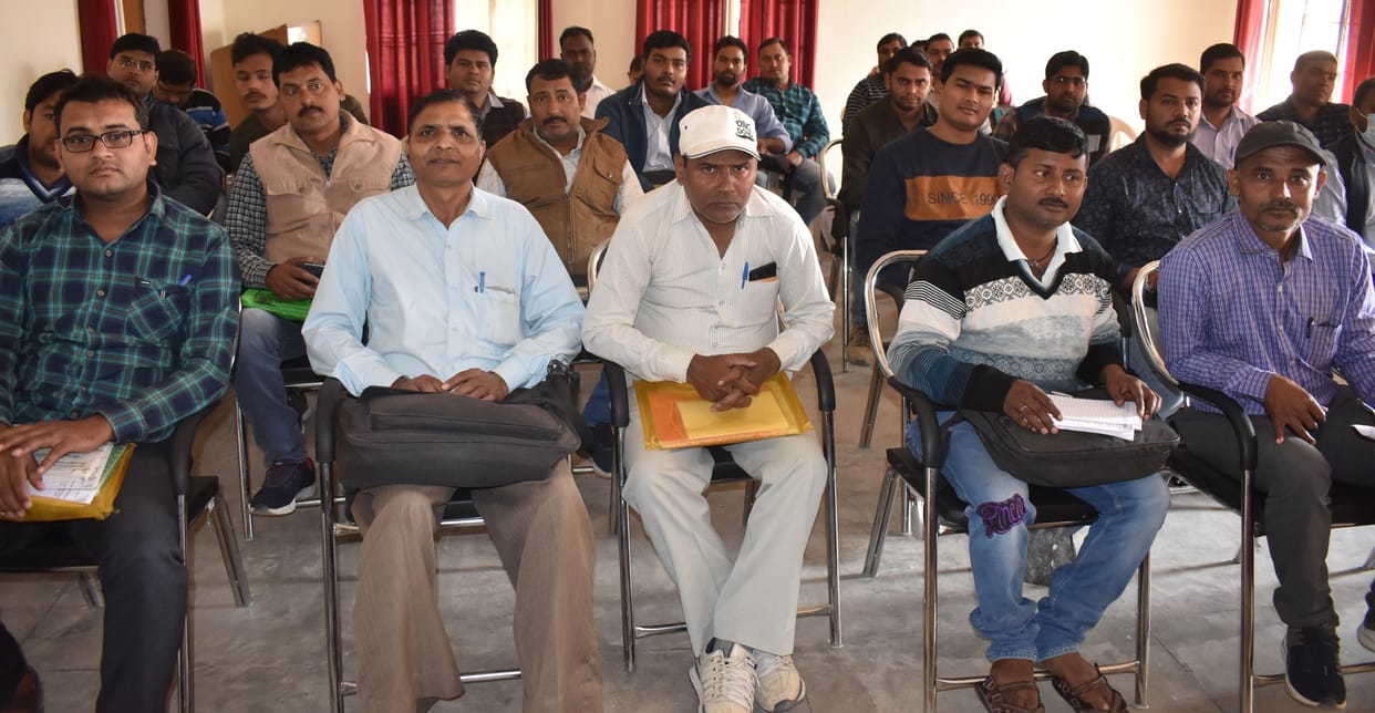 fathepur news,Taught technical personnel the method of seed purification