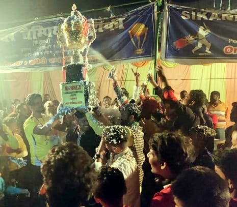 Super King won the final match and captured the trophy