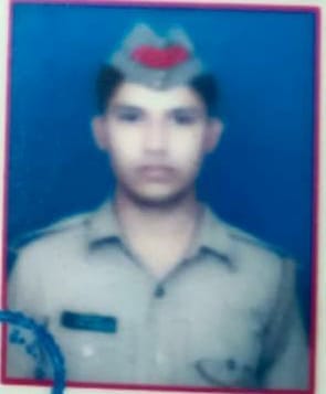 Soldier going on duty dies in road accident