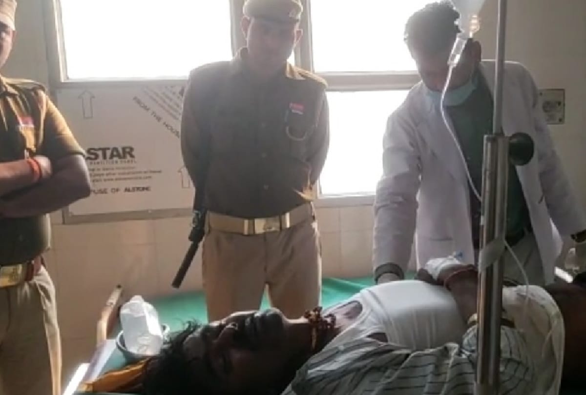 Shopkeeper son got shot in Gorakhpur condition critical