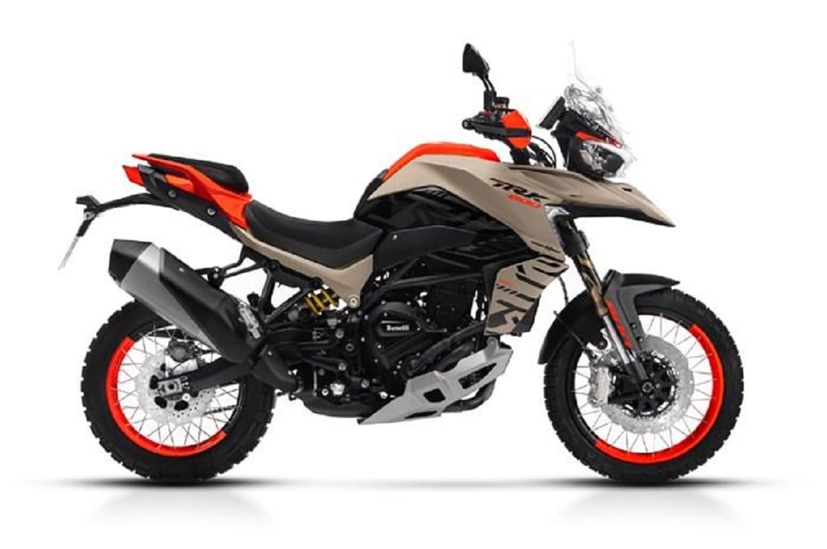 Benelli TRK 800 adventure motorcycle ADV revealed at EICMA 2021 show