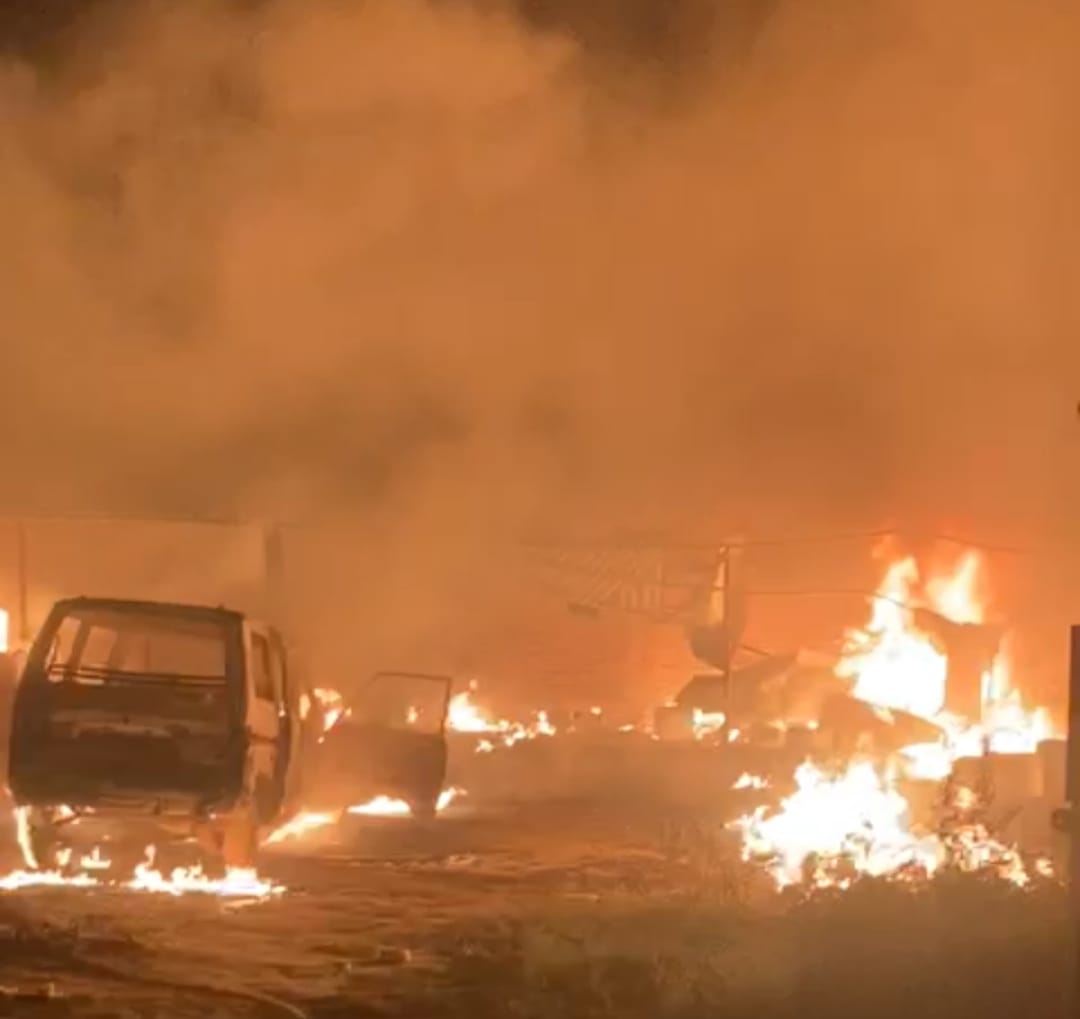 Massive fire in candle factory
