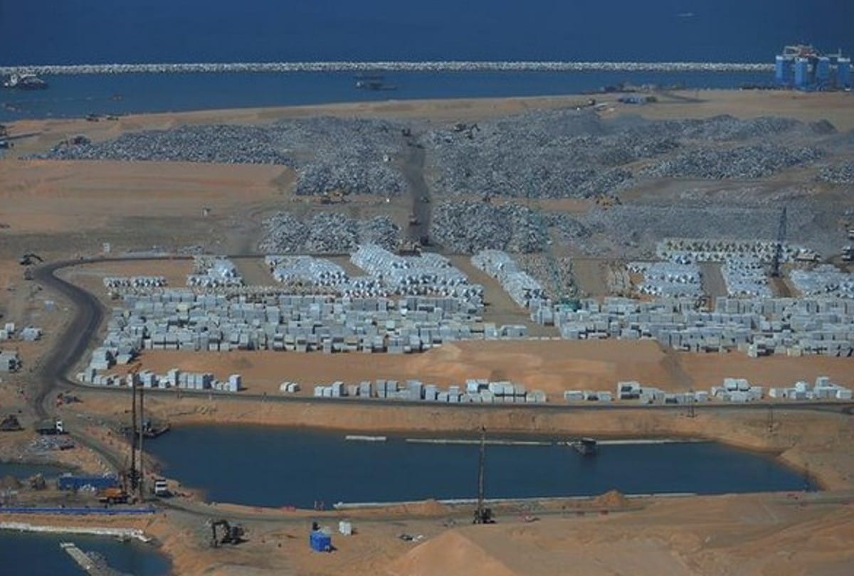 Chinese firm gets contract to develop controversial eastern container terminal of sri lankas Colombo Port