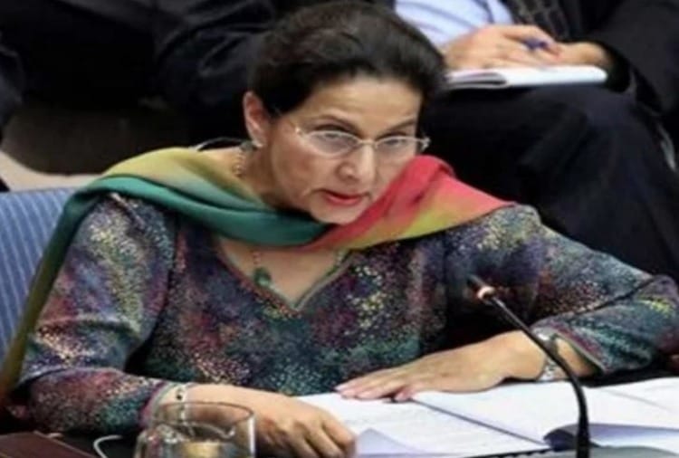 Congress issues show cause notice to Patiala MP Preneet Kaur