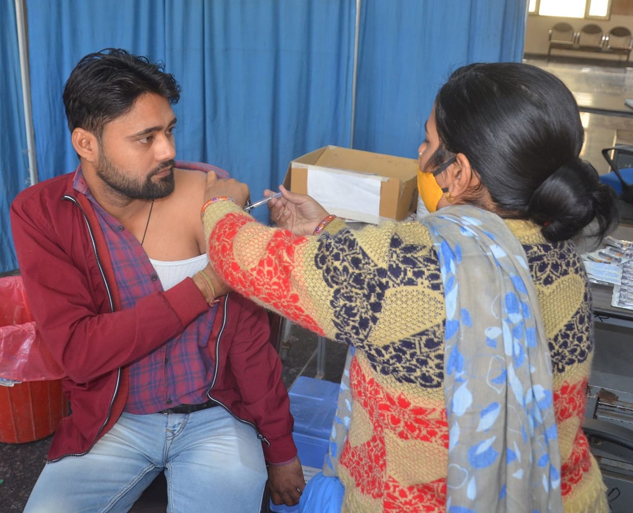 Corona Vaccination: The village of the district became an example, in 150 people got the first dose