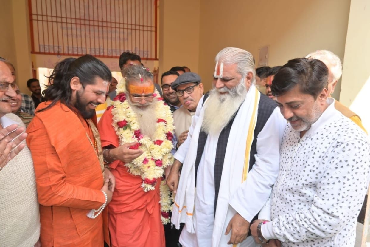 Mahant Lokeshdas became the patron of Dujana Ram Mandir Trust