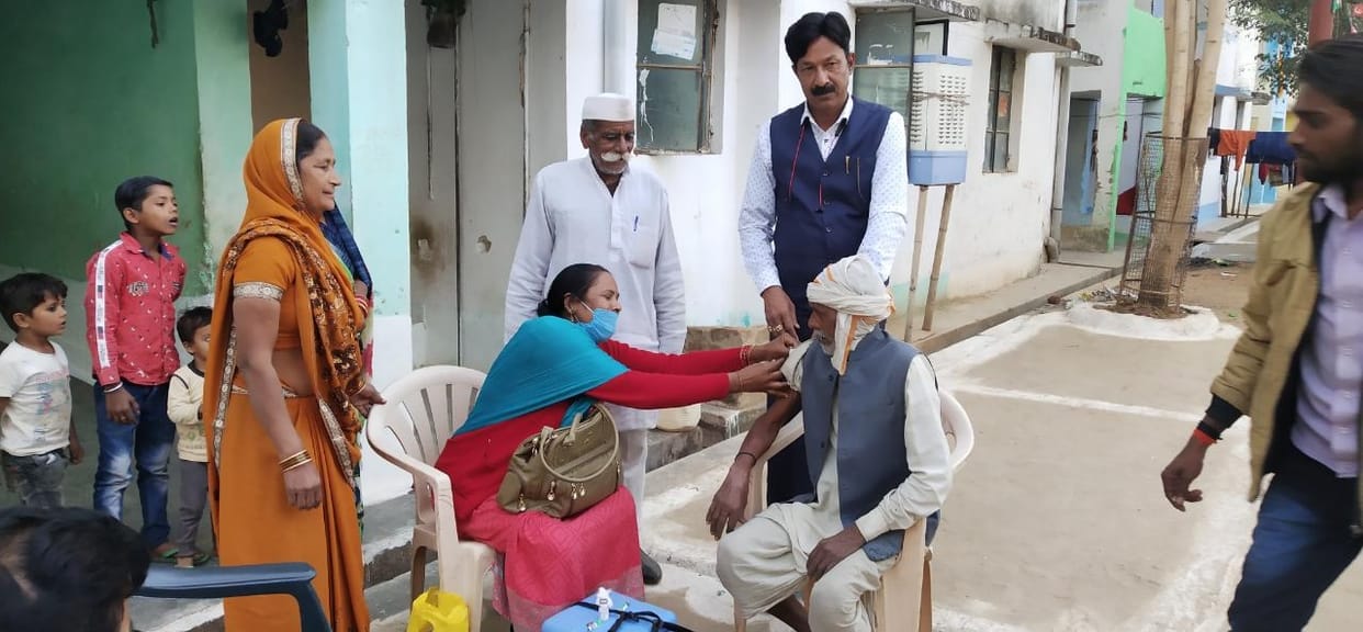 senior citizen 80 percent vaccination