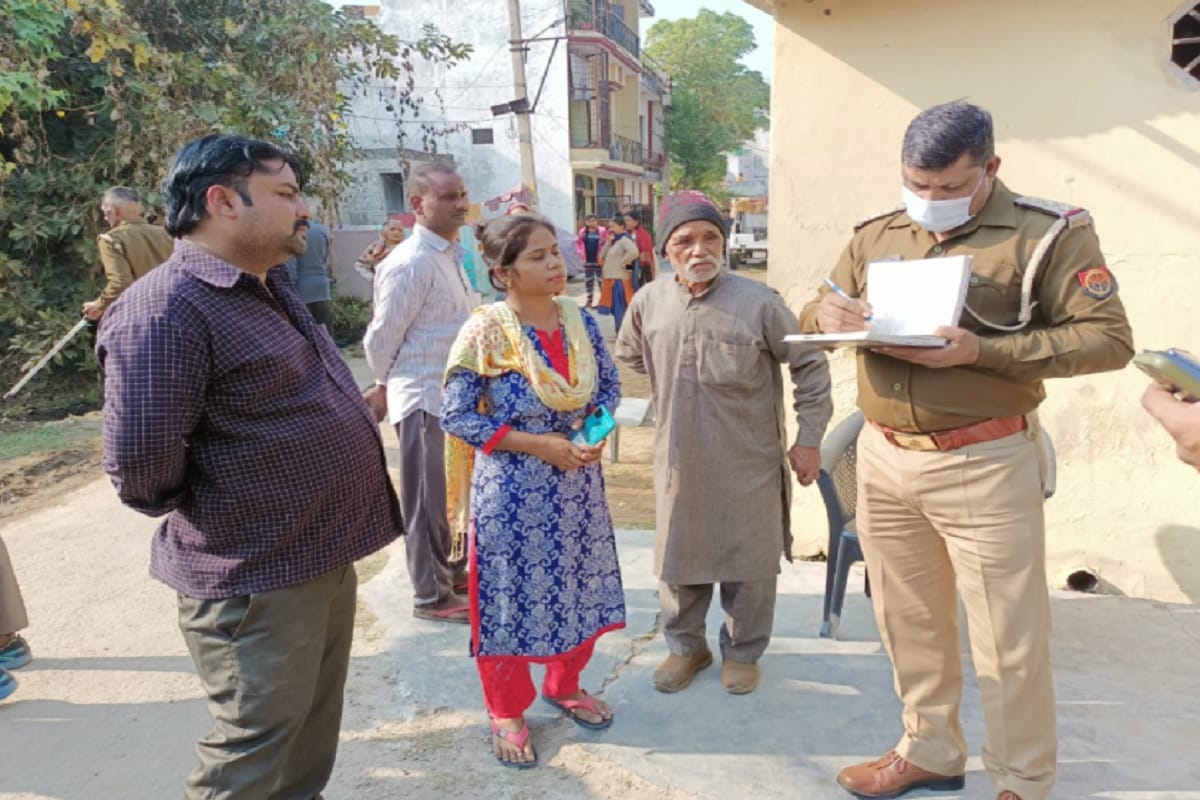 UP News: Elderly watchman was burnt to death in Awas Vikas Colony in Bijnor