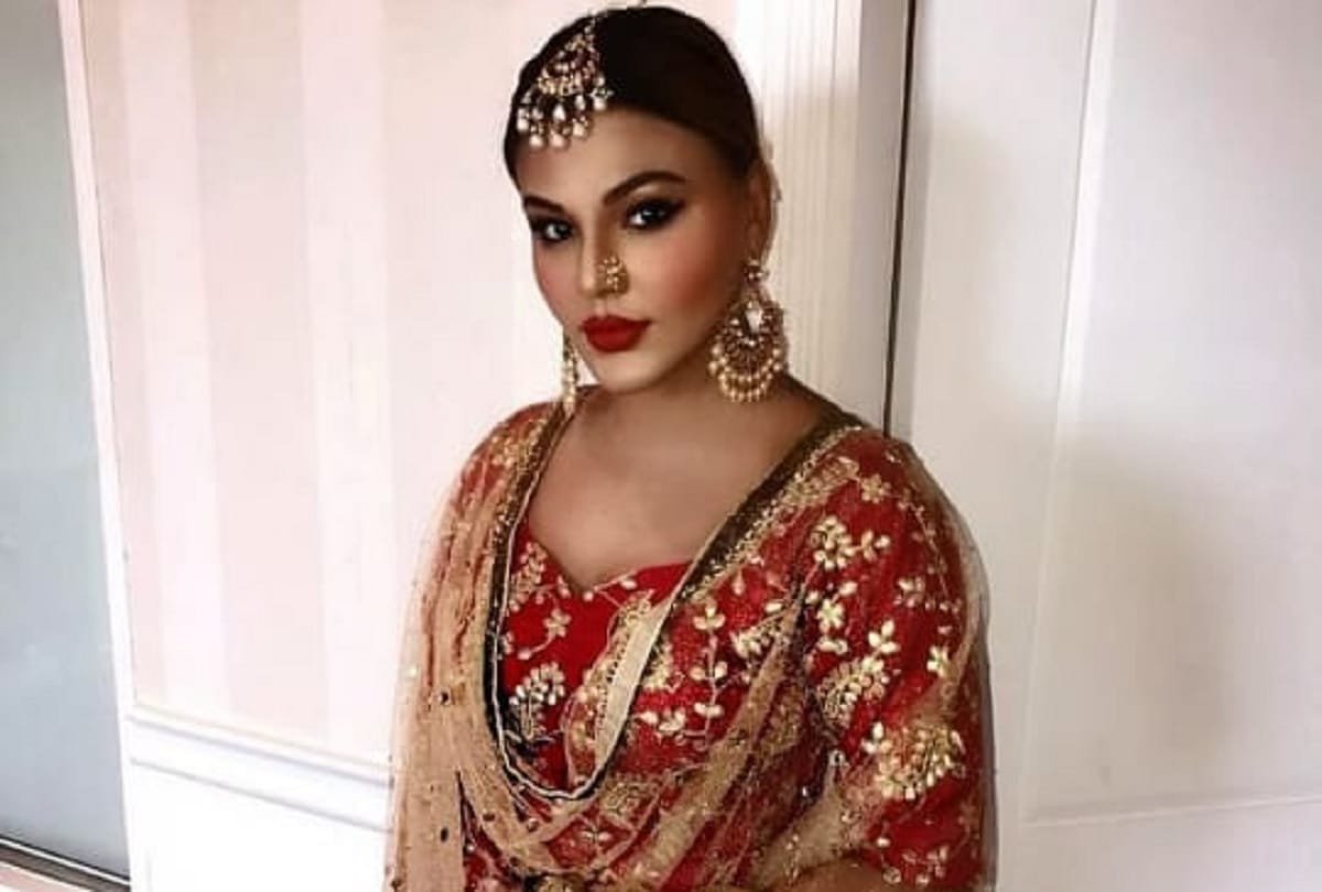 Controversy Queen Rakhi Sawant early days in bollywood read whole struggle story of item girl