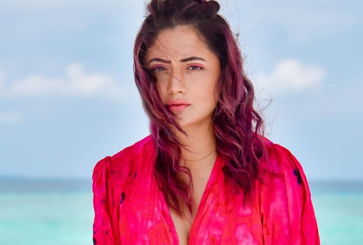 bigg boss 15 rashami desai shares bold and gorgeous photos of Maldives vacation