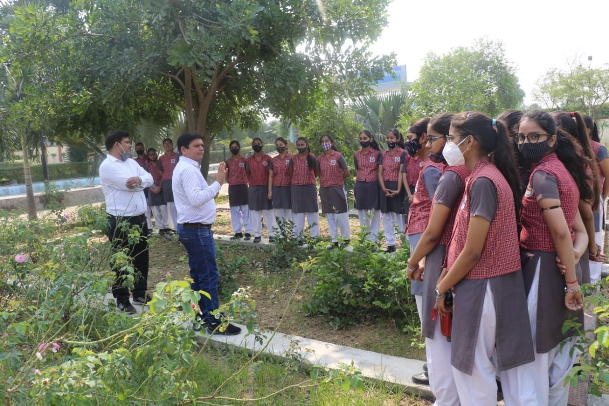 Students will get training in perfumery business at FFDC