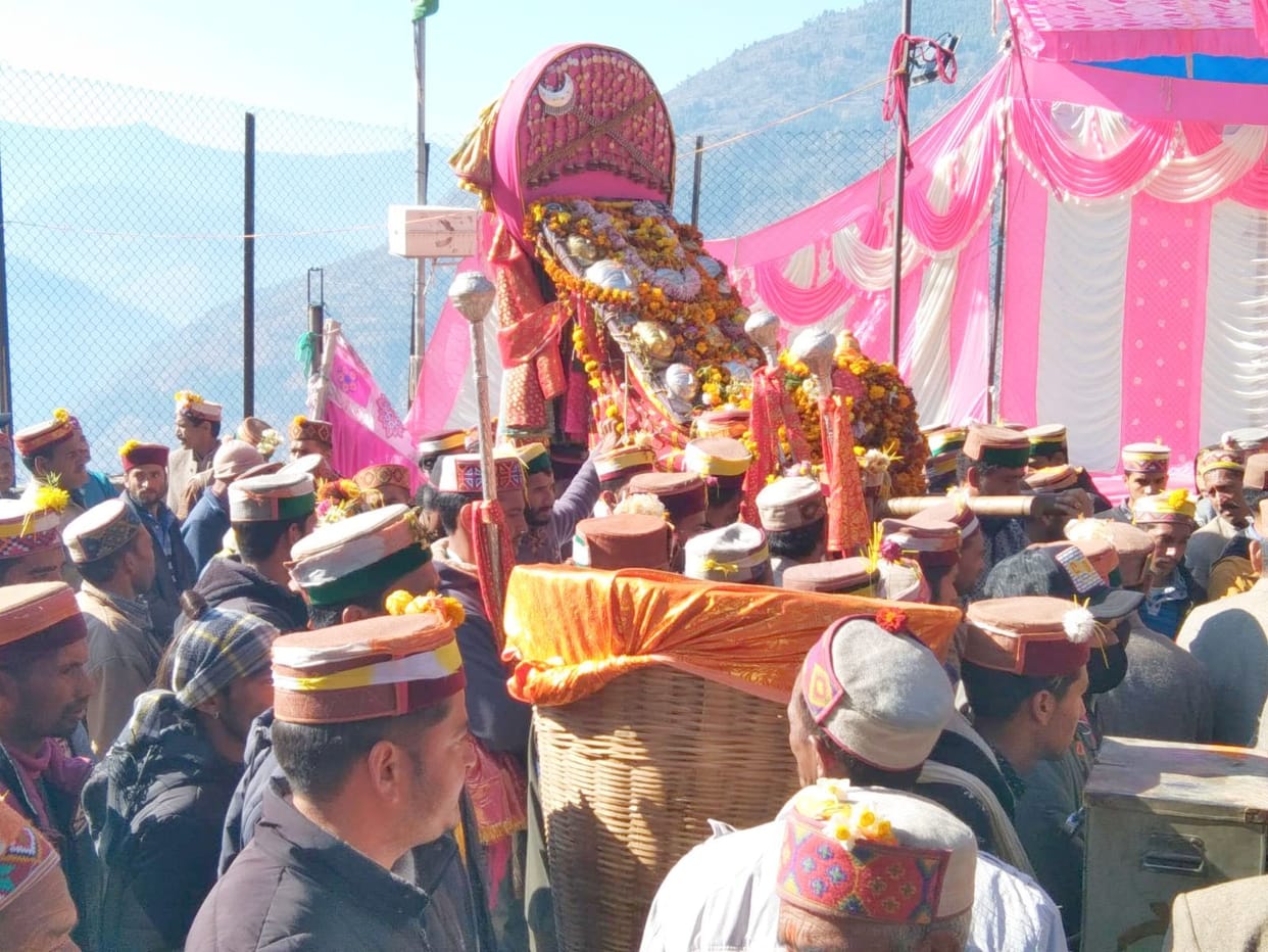 Bijli Mahadev reached Kotaa temple with Haryans