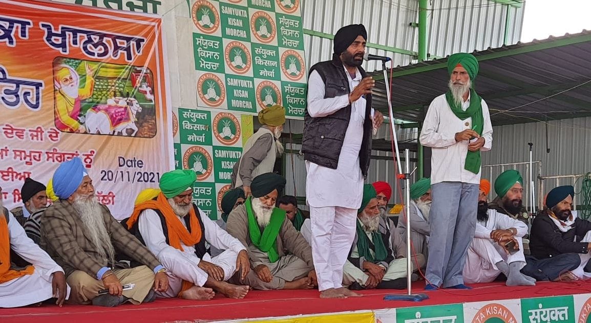 Workers along with farmers and laborers will travel to Kundli border
