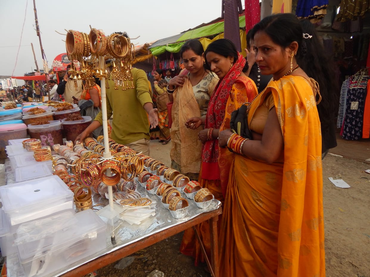 Raunak in the fair came with the villagers