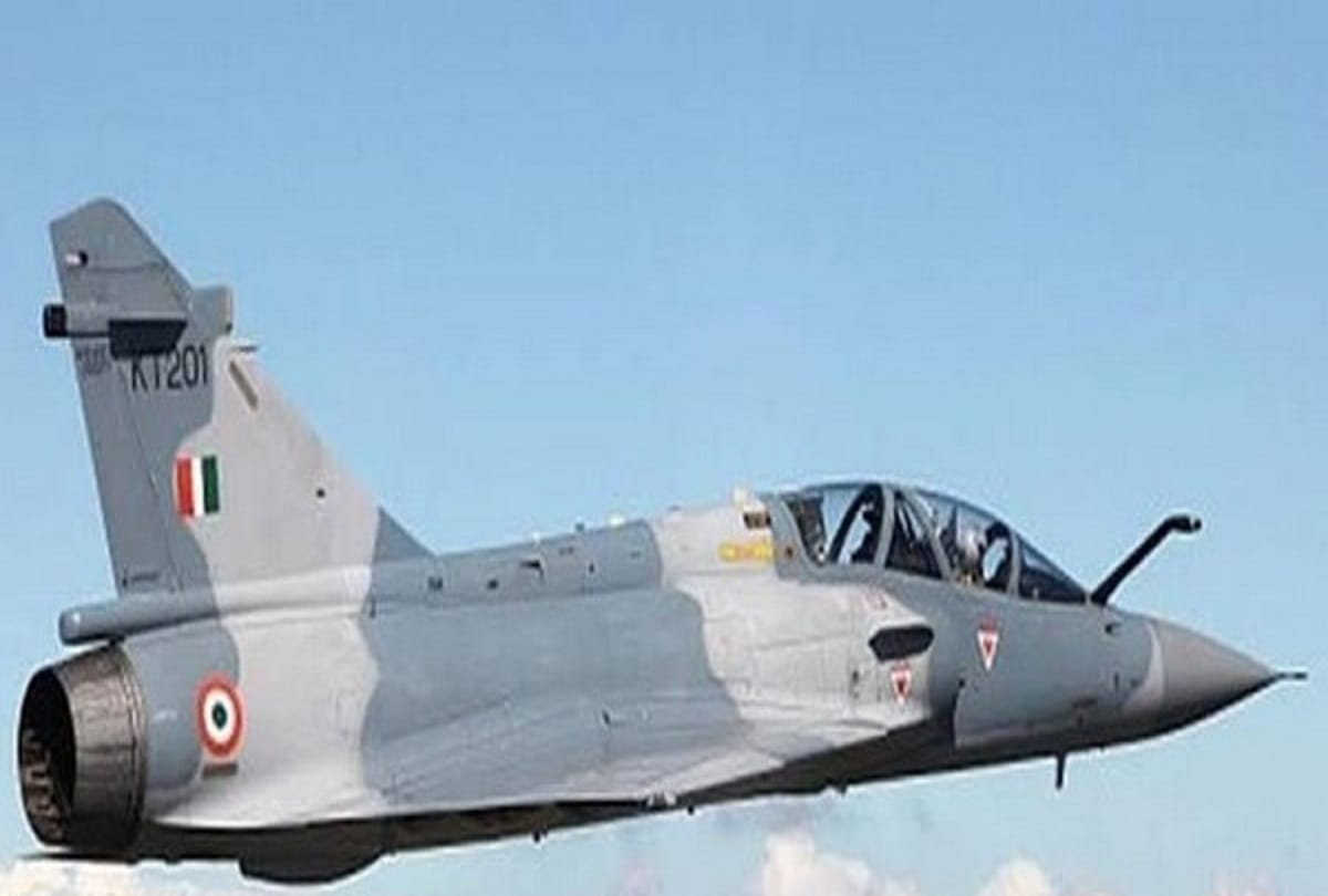 tyre of fighter plane found in lucknow.