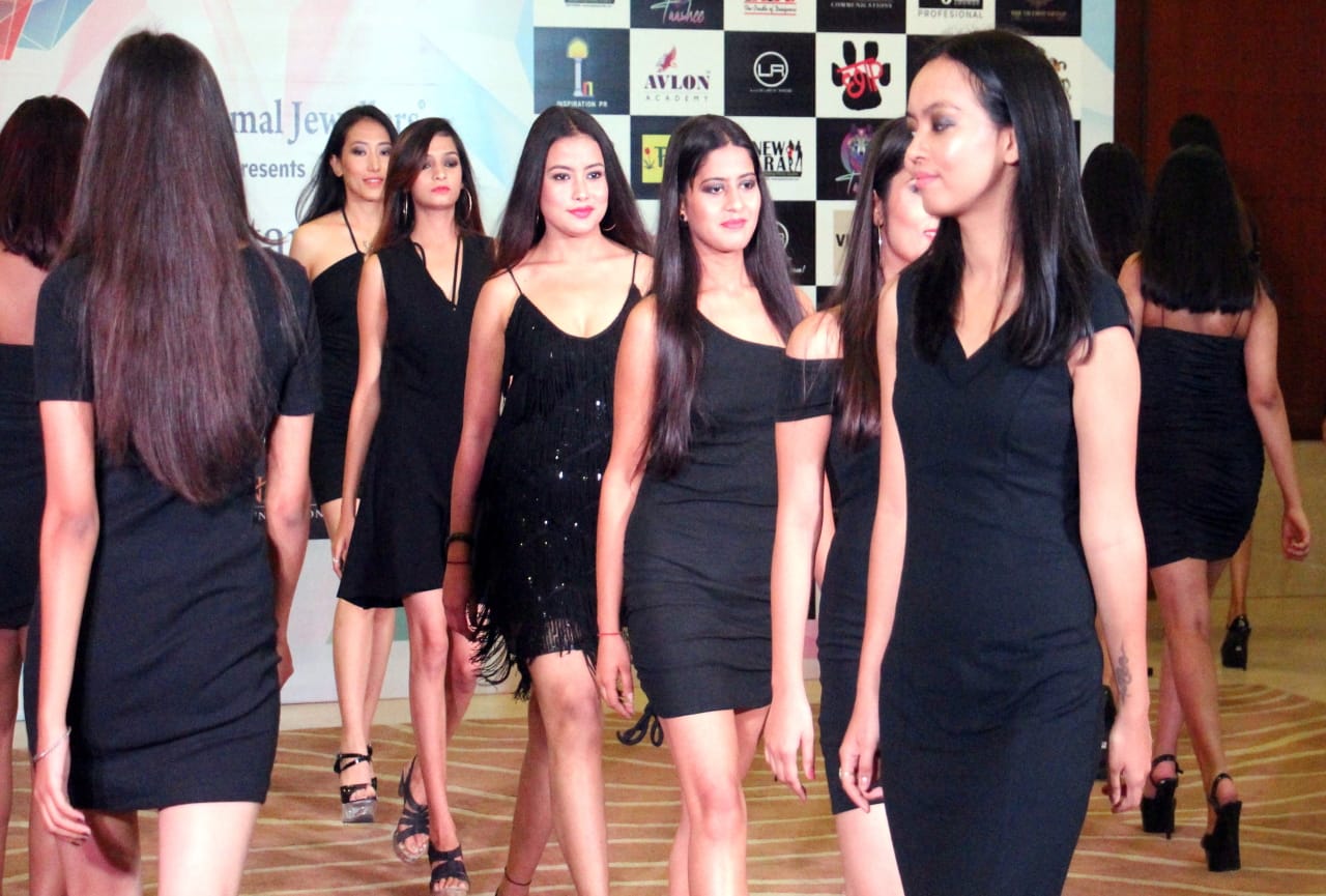 miss uttarakhand 2021: In first look models introduced done, 27 beauties landed on stage, see photos