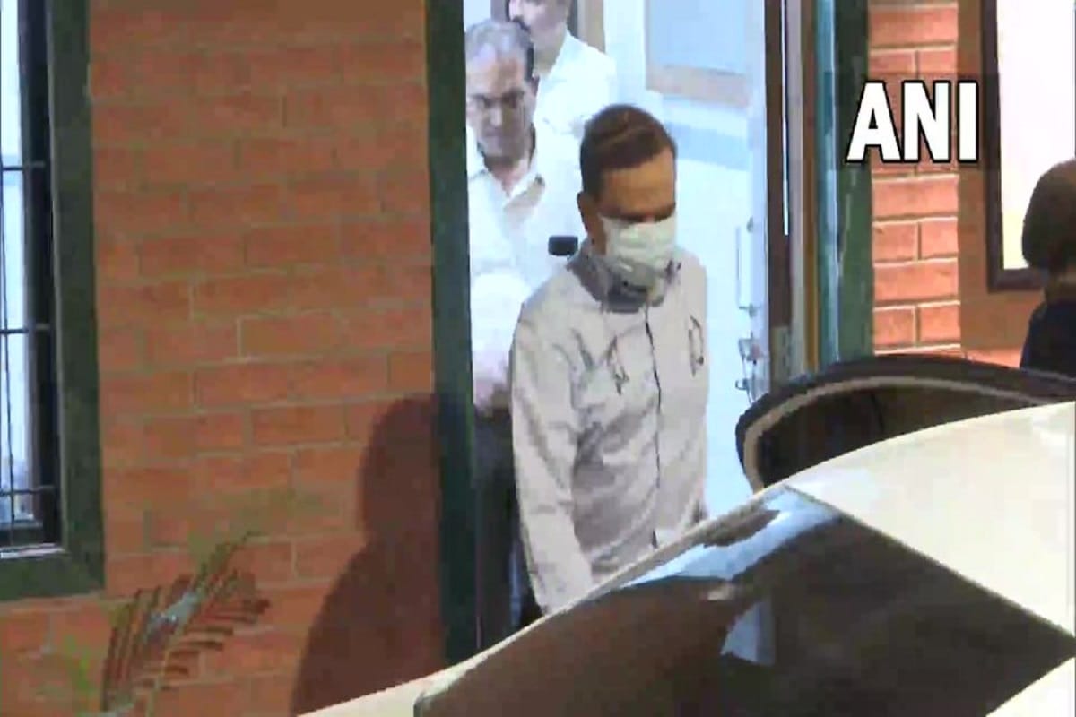 Maharashtra: Former Mumbai Police Commissioner Param Bir Singh appears before Mumbai Police Crime Branch which is probing an extortion case against him